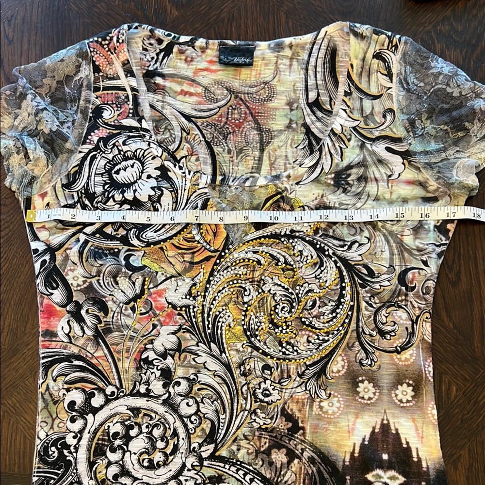 Women's Multicolor Patterned Top - Picture 5 of 7